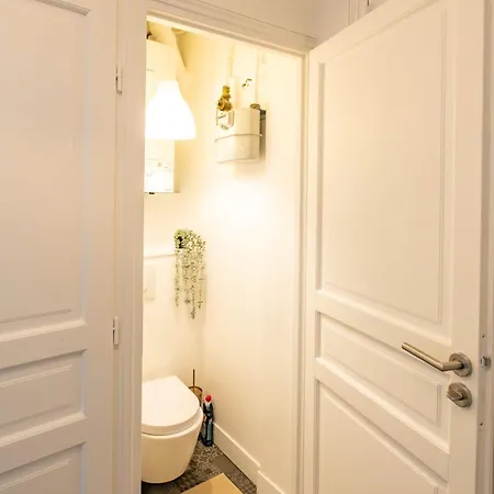 6 Guests Flat - Montparnasse Appartamento Parigi