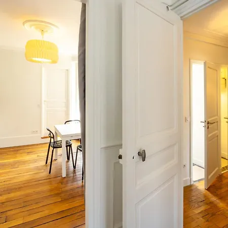 6 Guests Flat - Montparnasse Parigi